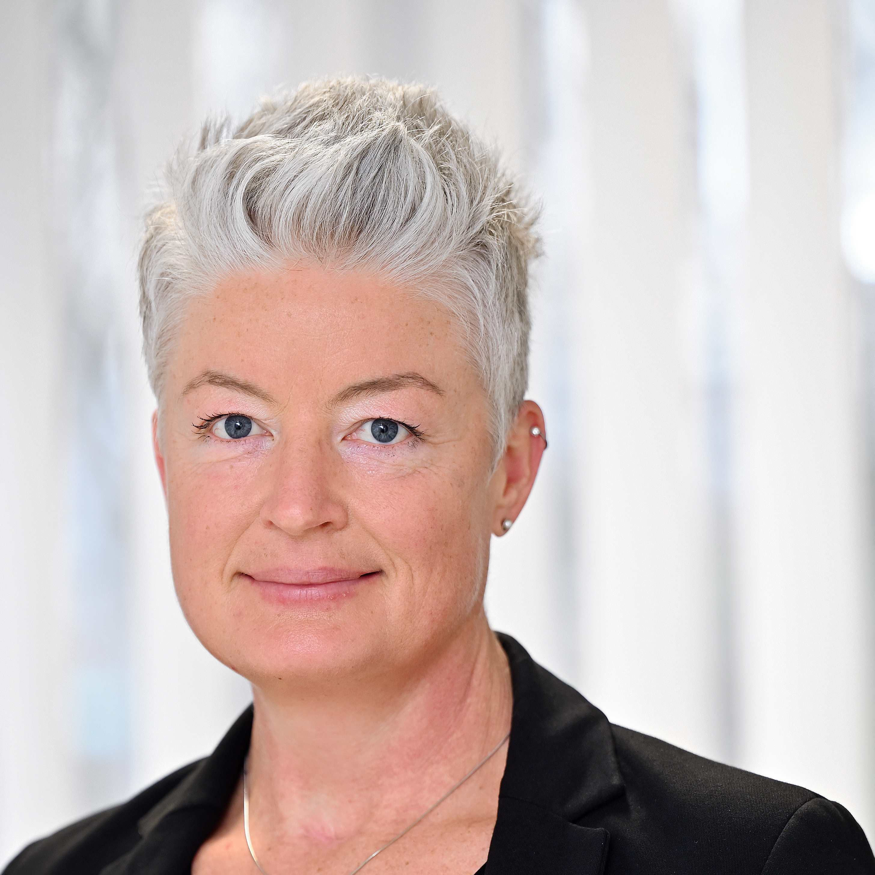 Frau Konstanze Weinert, M.A.