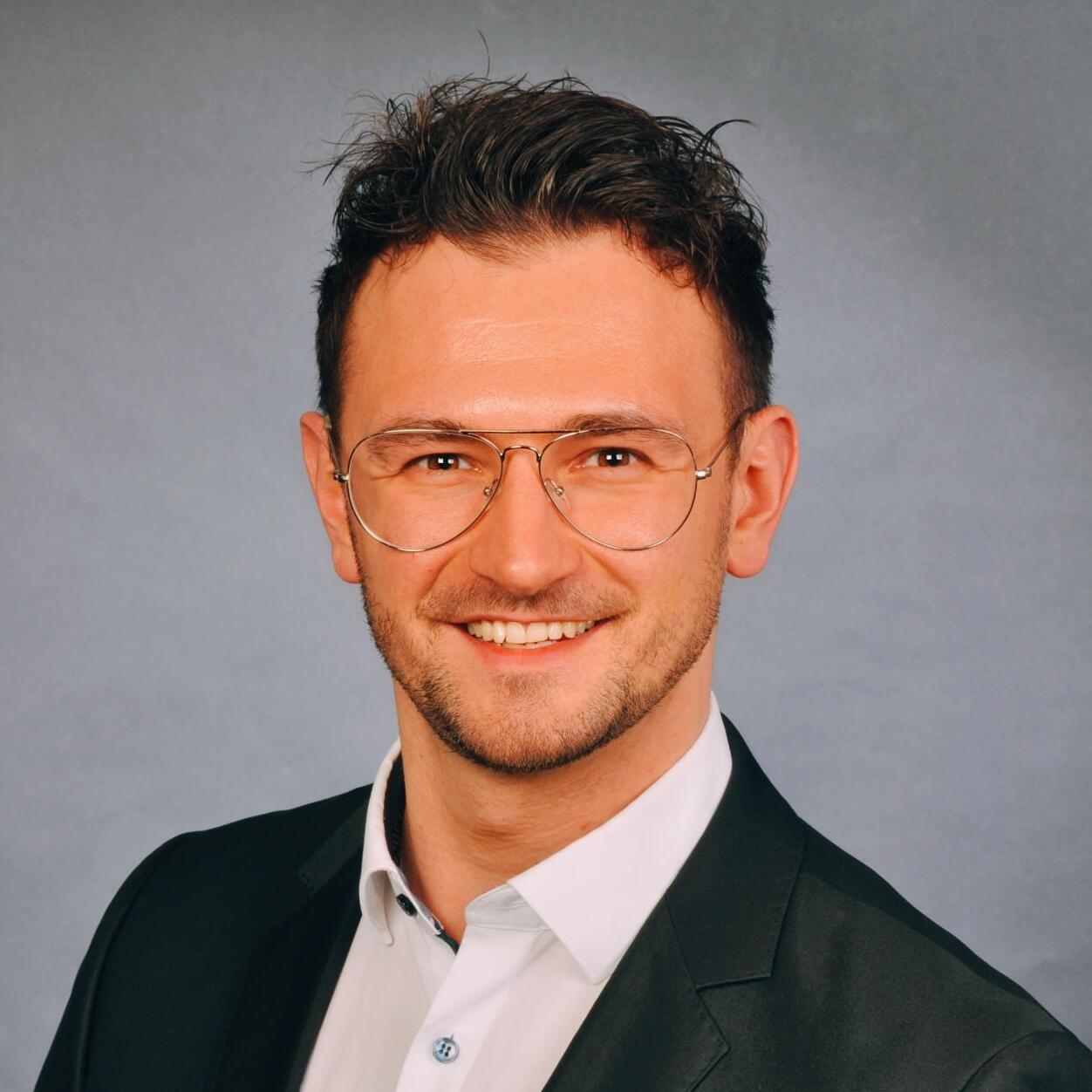 Dr. rer. nat. Dimitri Stowbur