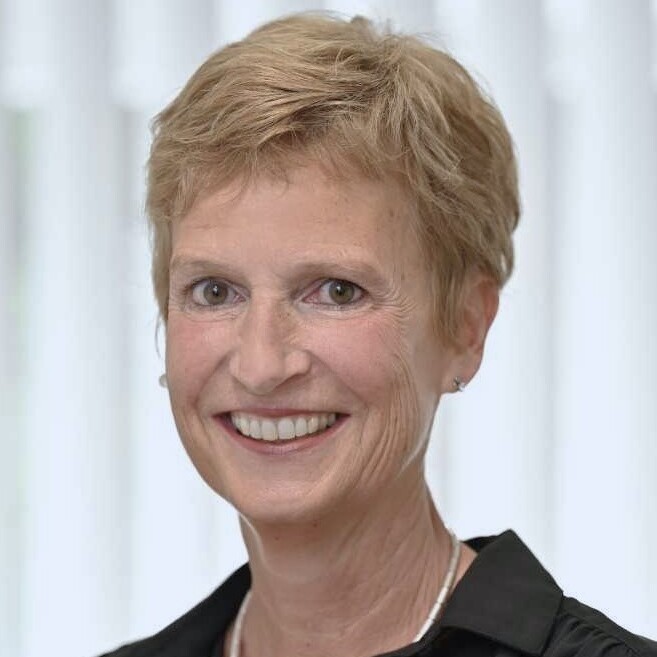 Frau Prof. Dr. rer. nat. Claudia Plappert