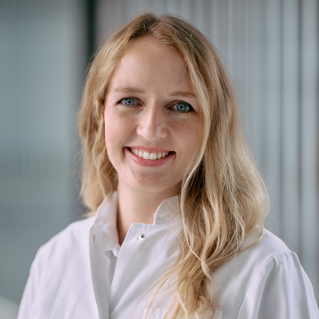 Frau Katharina Munkler