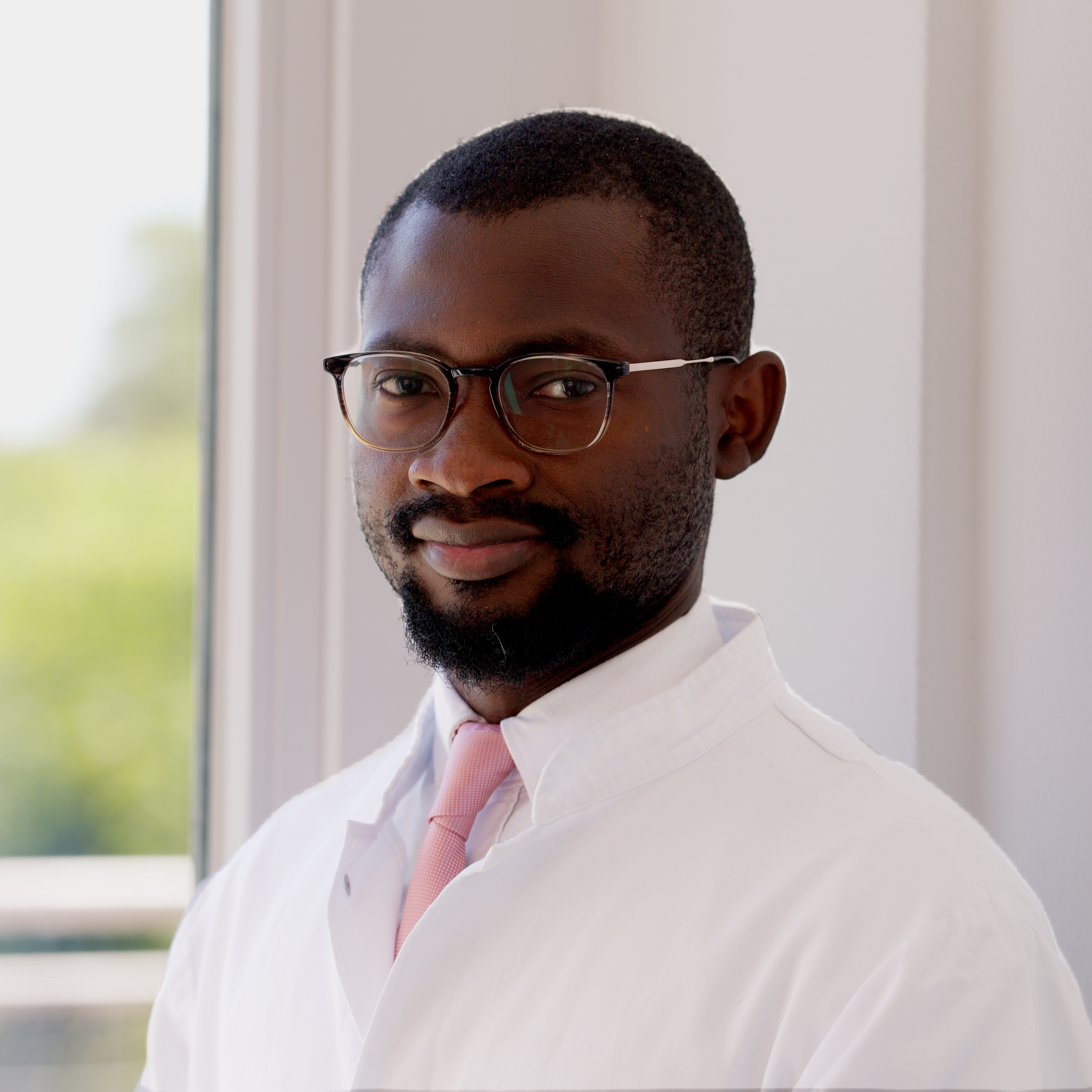 Dr. med. Ricardo Mbou, MHBA