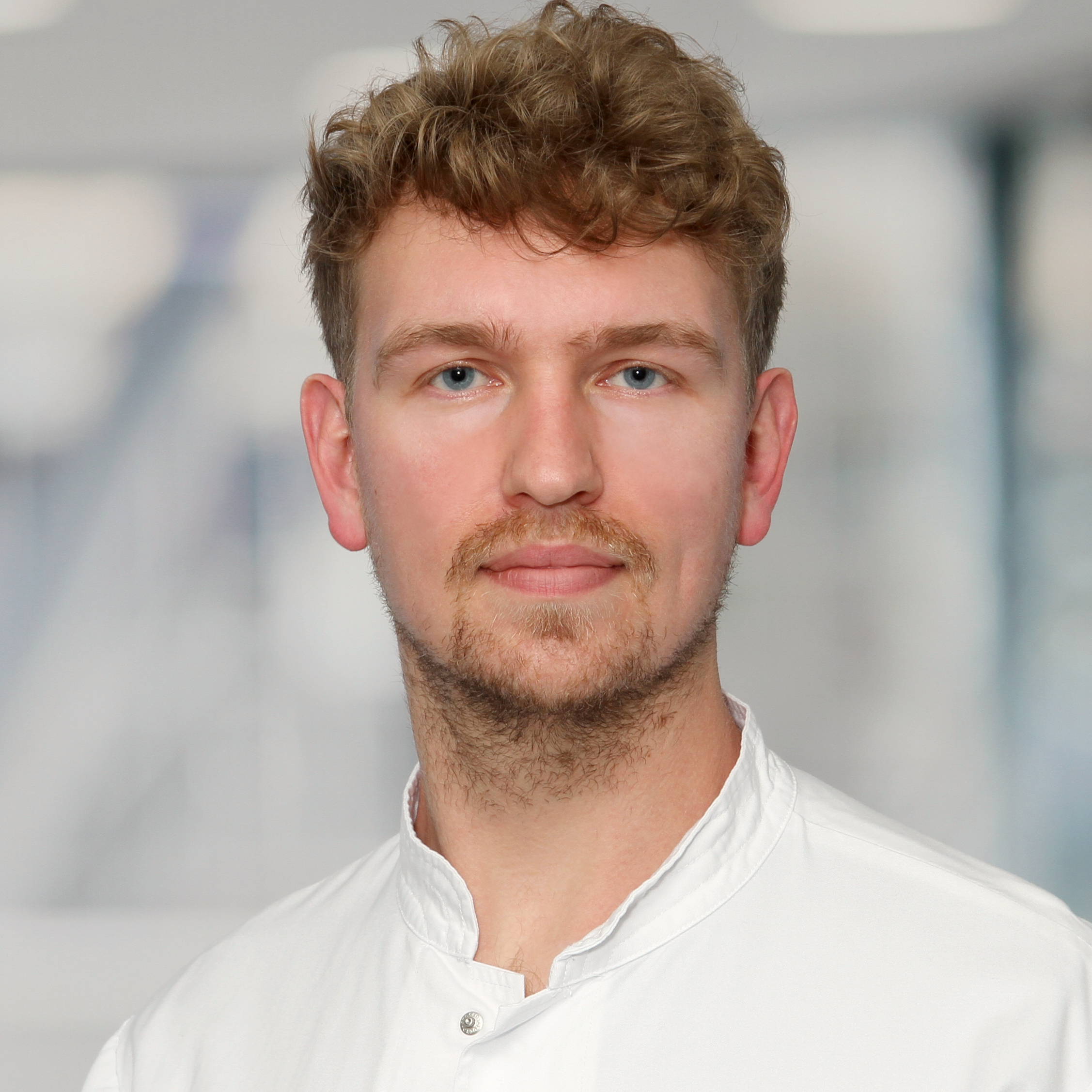 Dr. med. Lennart Harland