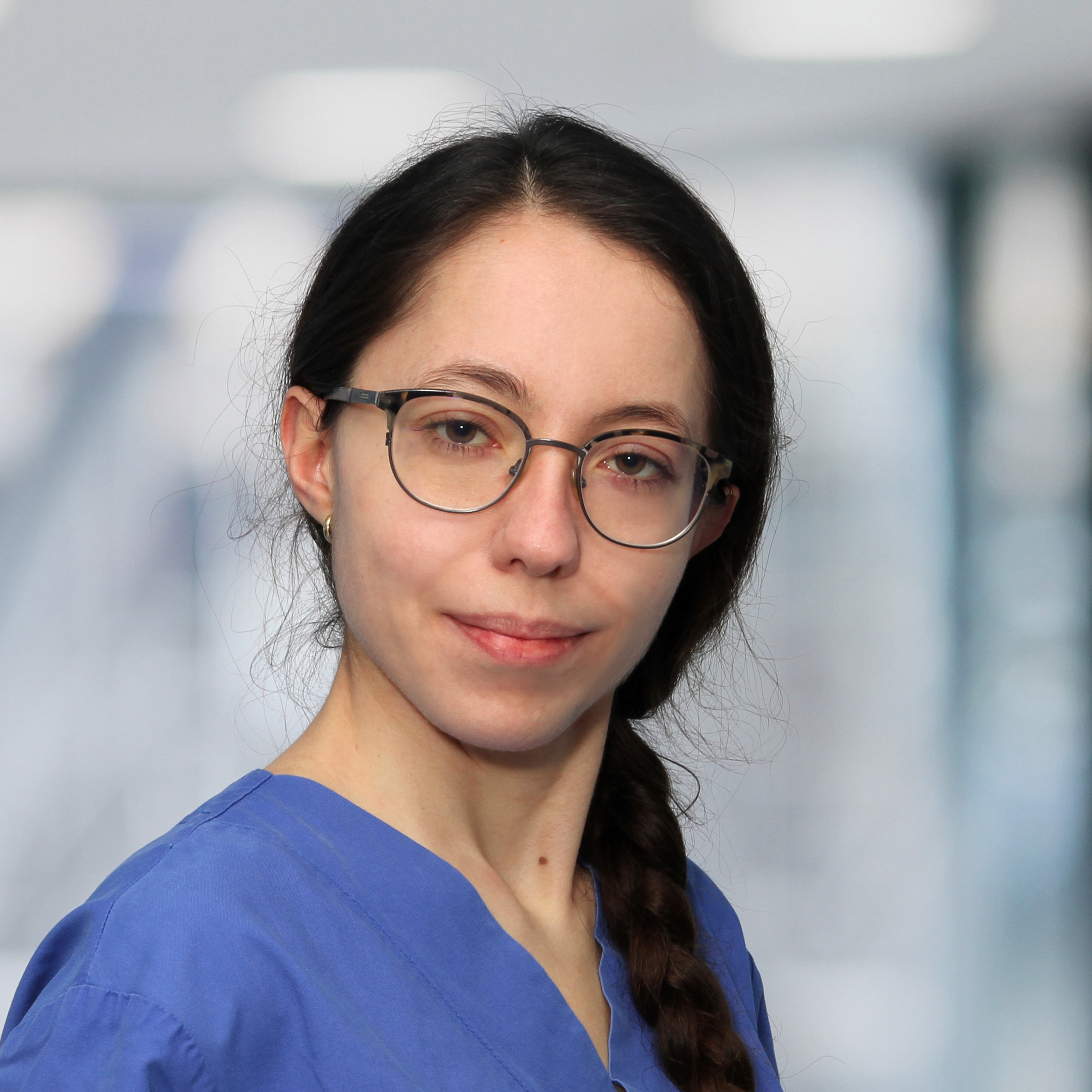 Dr. med. Julia Hummel