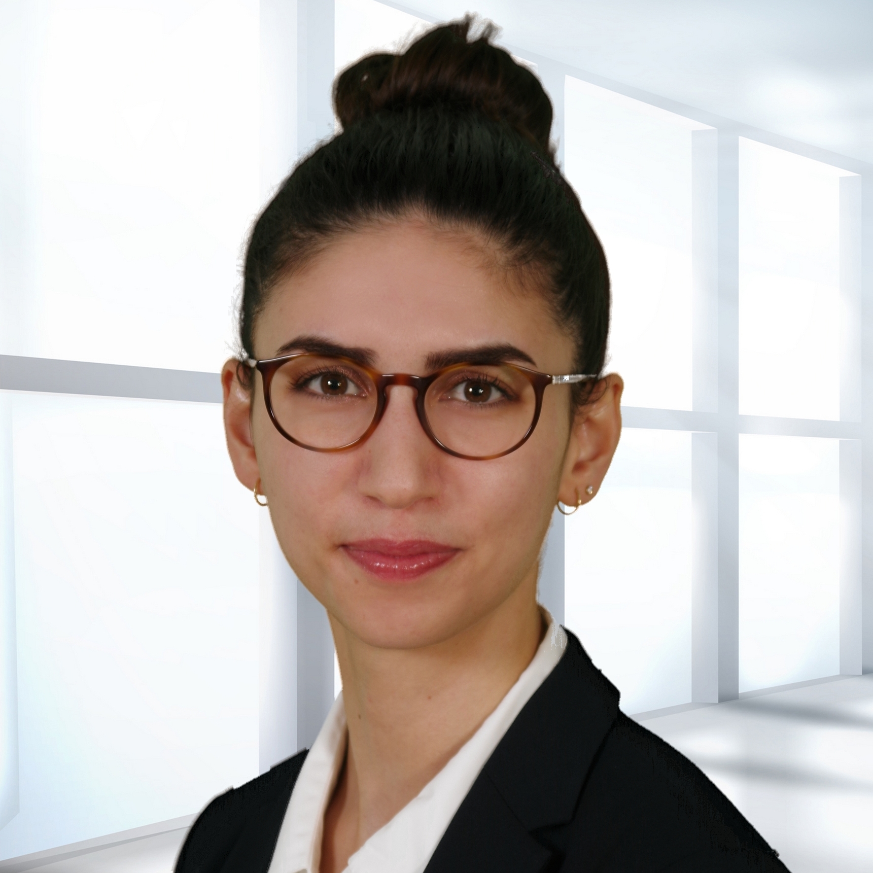 Dr. med. Aysenur Küster