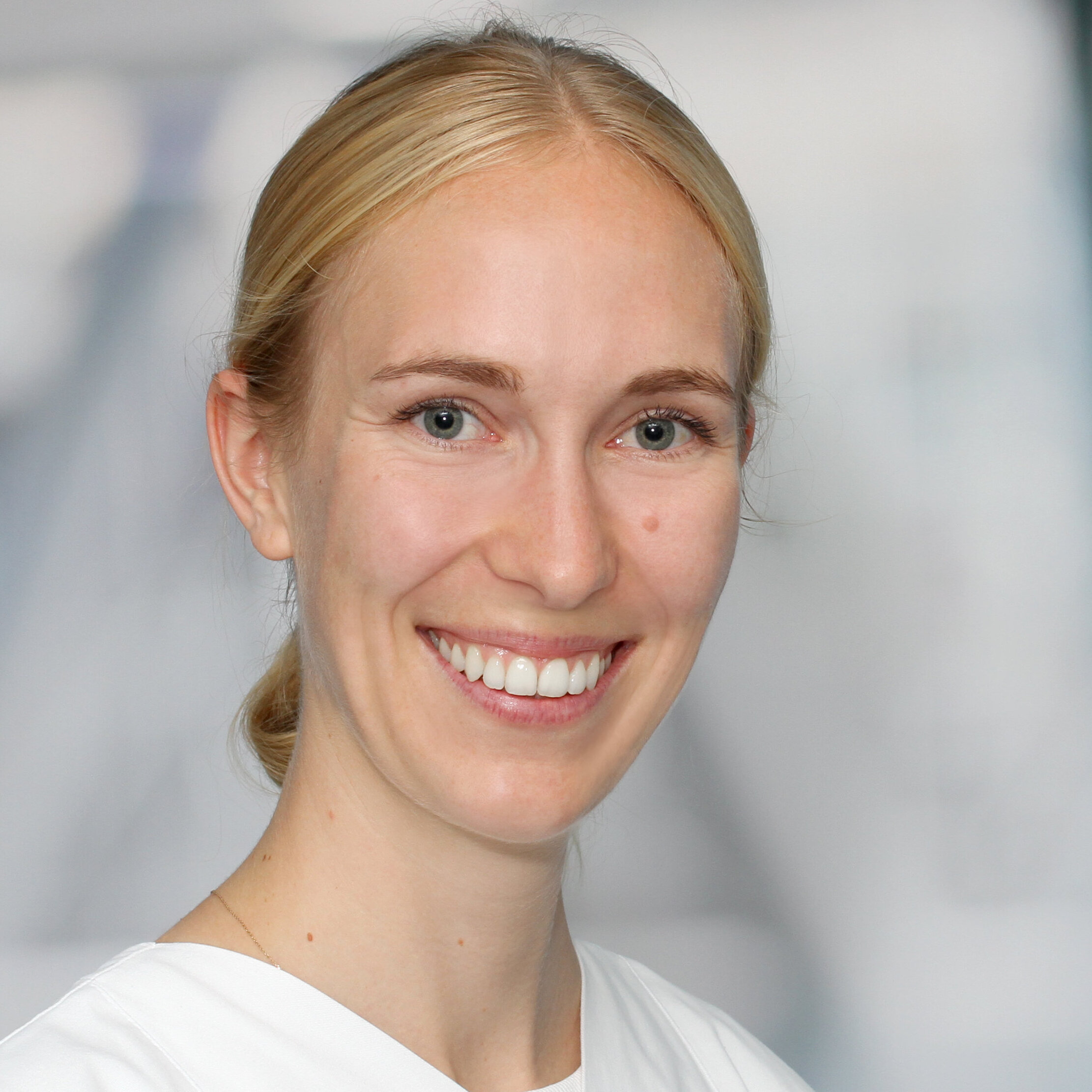 Dr. med. Julia Aries von Manteuffel