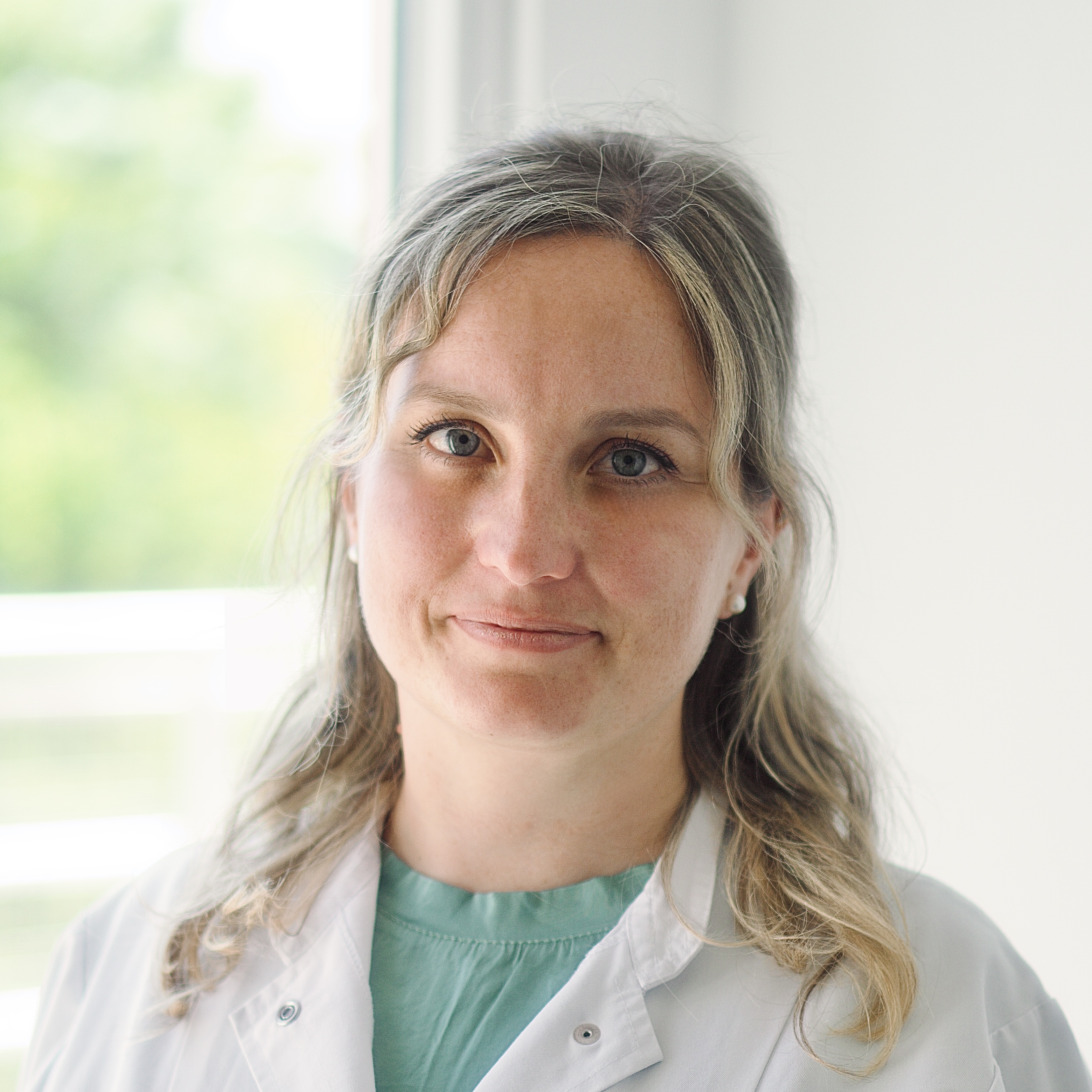 Rebecca Naomi Gamper