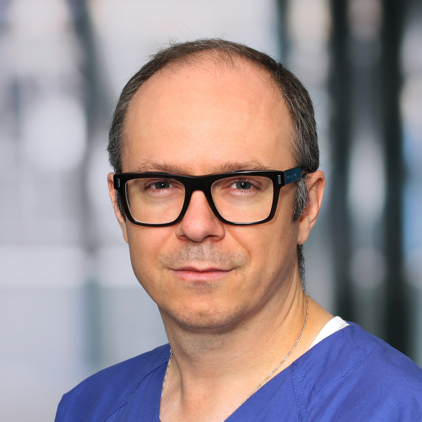 Dr.-medic Bogdan Cernat