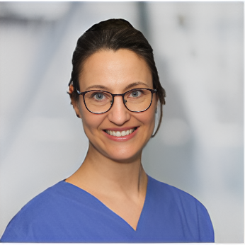 Frau Sarah Schäffler