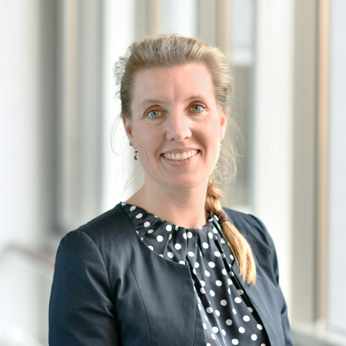 Dr. Ilona Hagelstein
