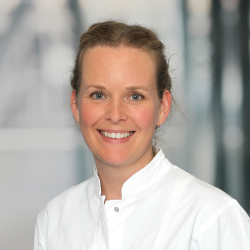 Frau Sarah Lena Lagger