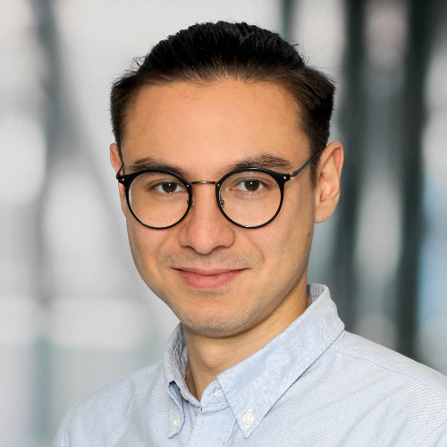 Herr Dr. med. Simon Dahm